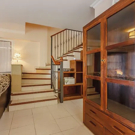 Paraiso Villa